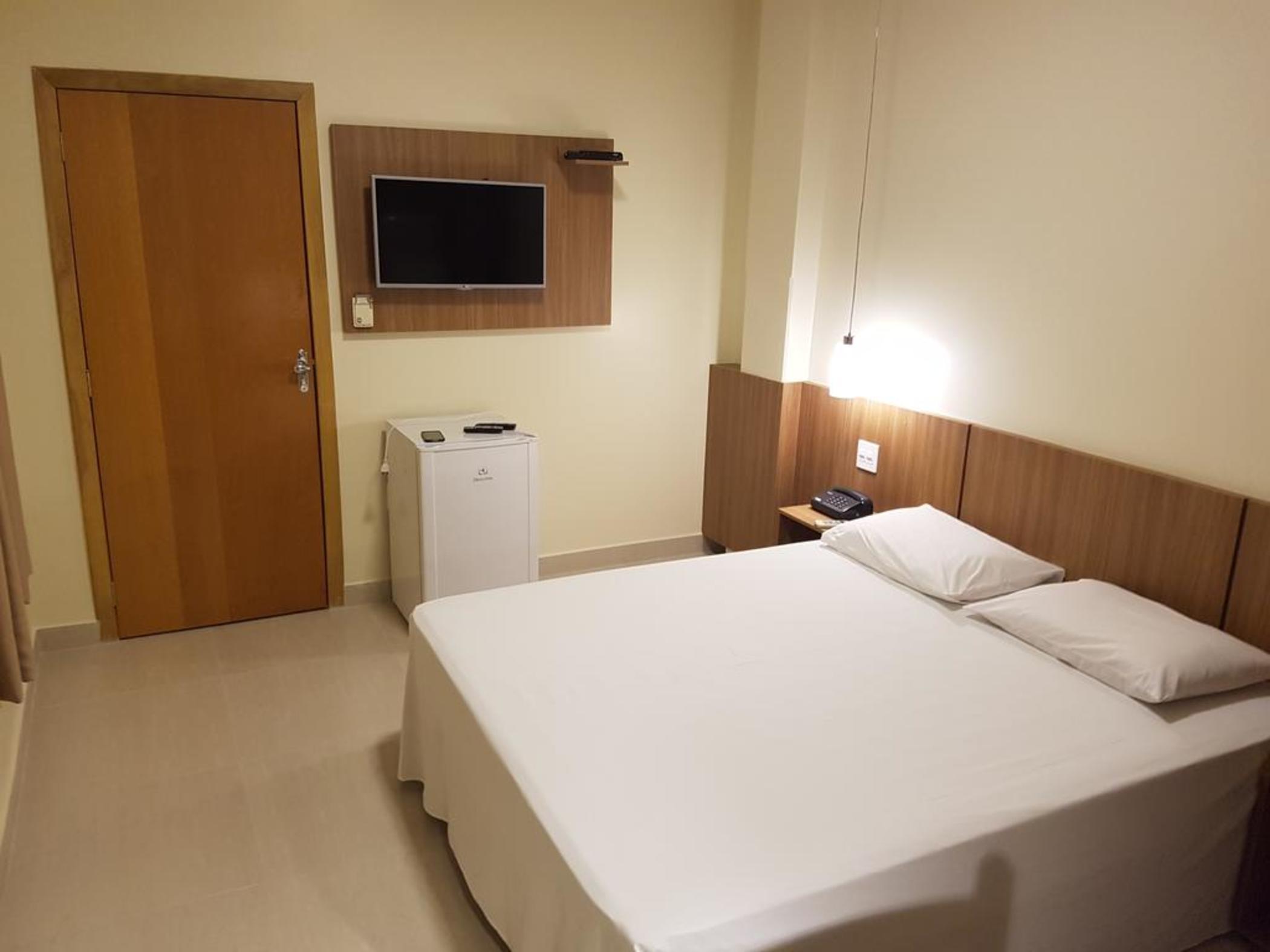 Oft Place Hotel Гояния Экстерьер фото