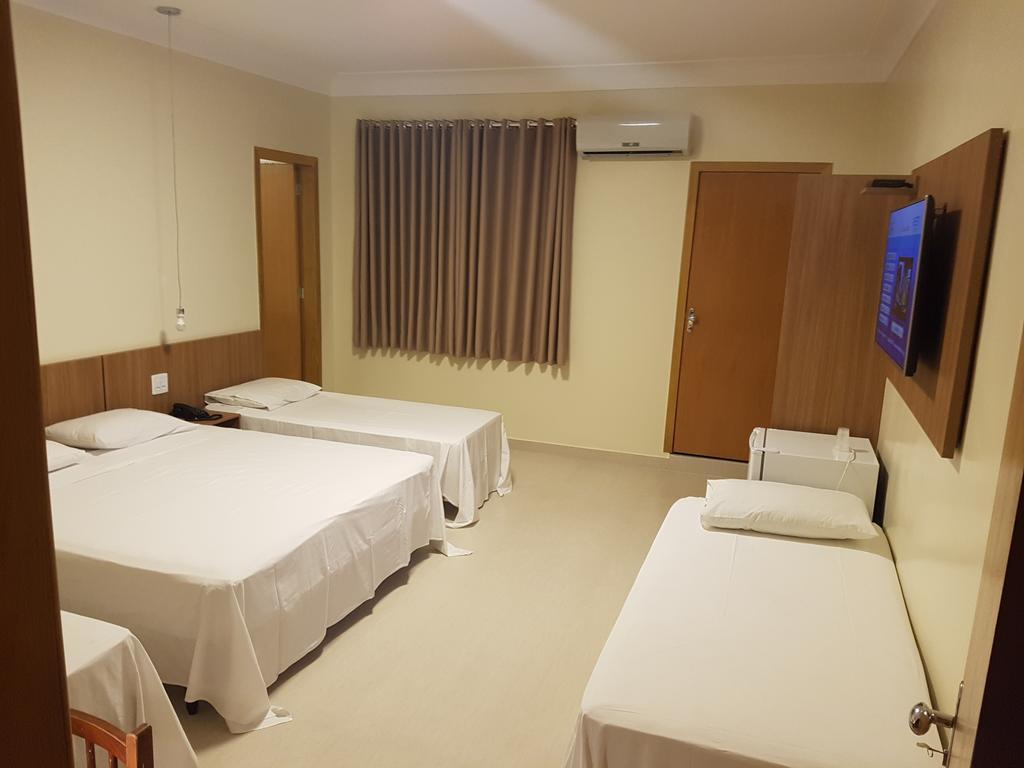 Oft Place Hotel Гояния Экстерьер фото