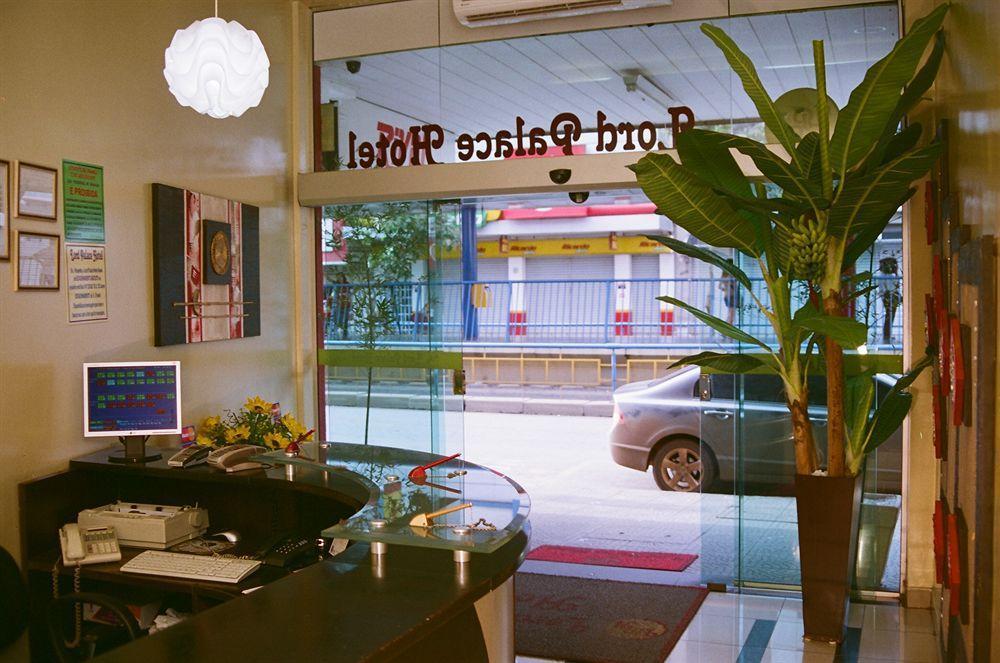Oft Place Hotel Гояния Экстерьер фото