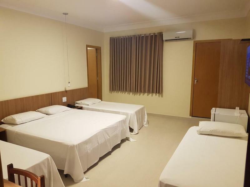 Oft Place Hotel Гояния Экстерьер фото
